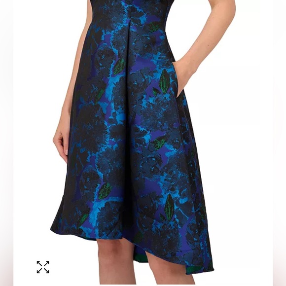 Women's V-Neck High-Low Jacquard Dress - Picture 4 of 10